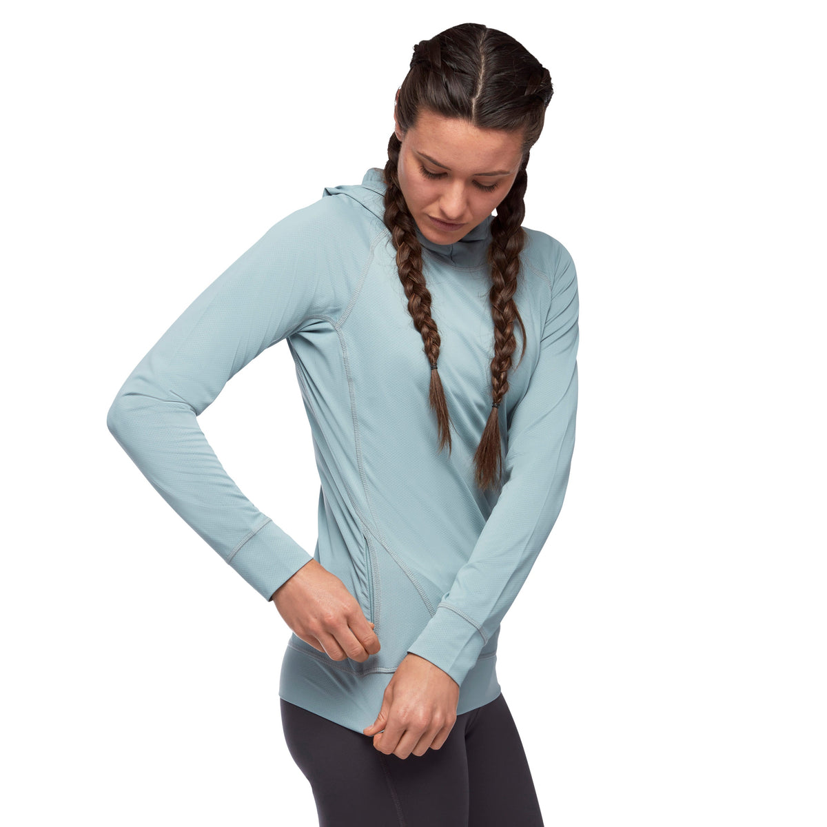 Blue Ash ~ Model is 5' 10" | Chest 34" | Waist 27" | Size Small/6