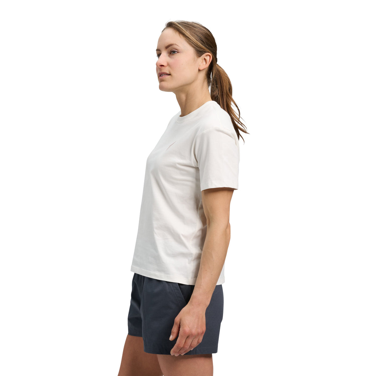 Off White ~ Model is 5' 8" | Chest 34" | Waist 28" | Size Small/6 