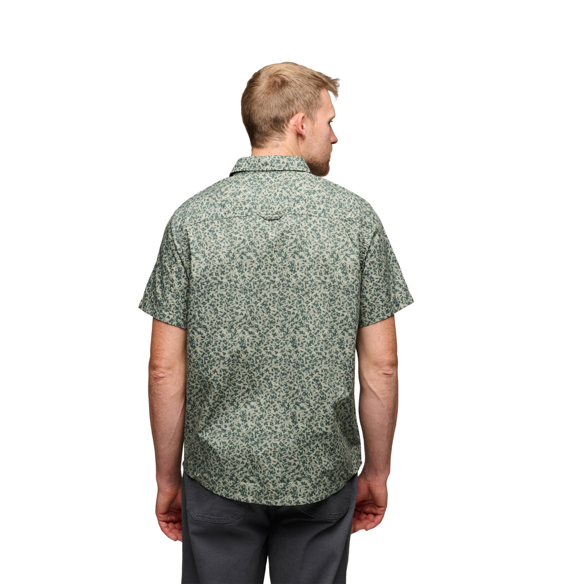 Pine Smoke BD Glyphs ~ Model is 6' 0" | Chest 40" | Waist 32" | Size Medium/32 